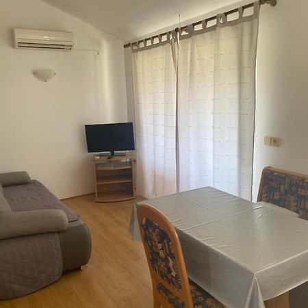 Apartments Nautica Barbat na Rabu Bagian luar foto