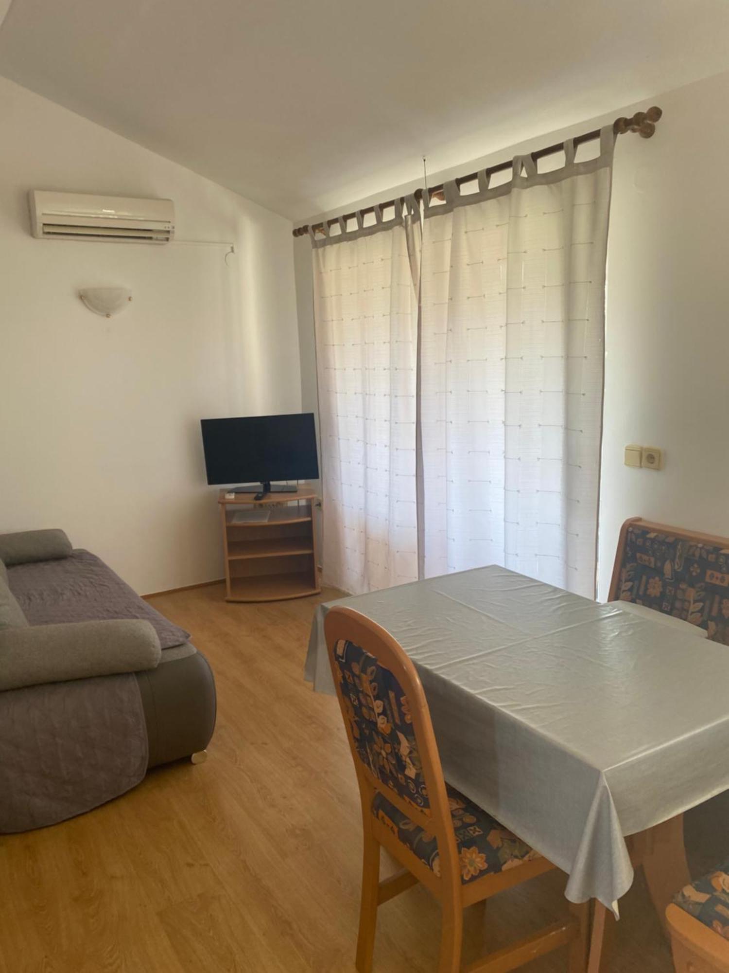 Apartments Nautica Barbat na Rabu Bagian luar foto