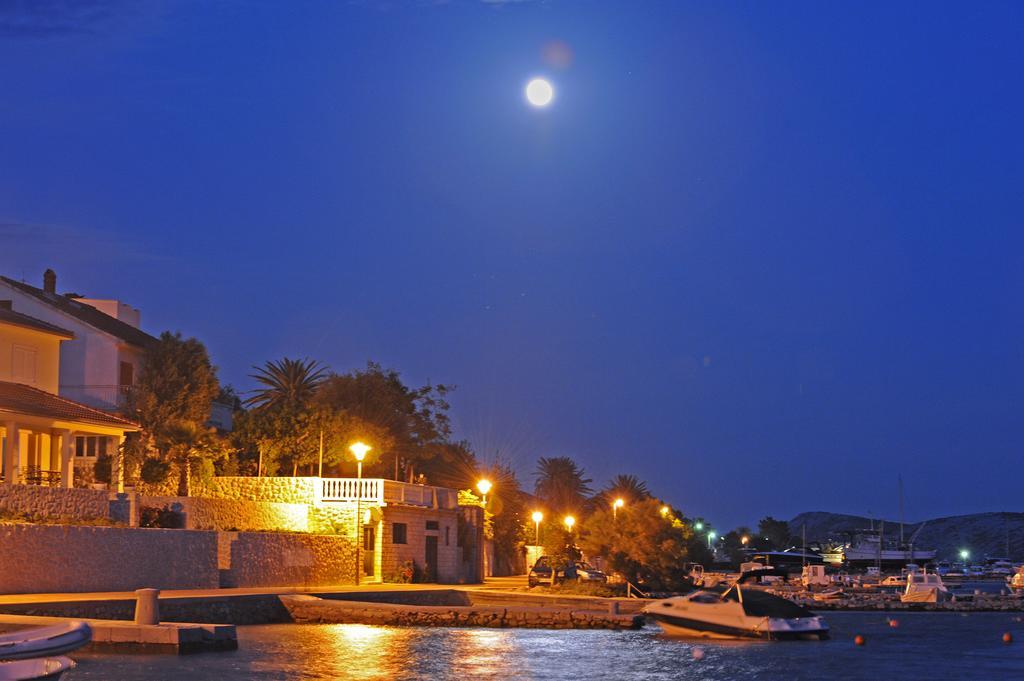Apartments Nautica Barbat na Rabu Ruang foto