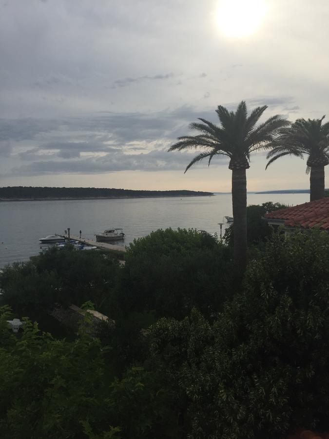Apartments Nautica Barbat na Rabu Bagian luar foto