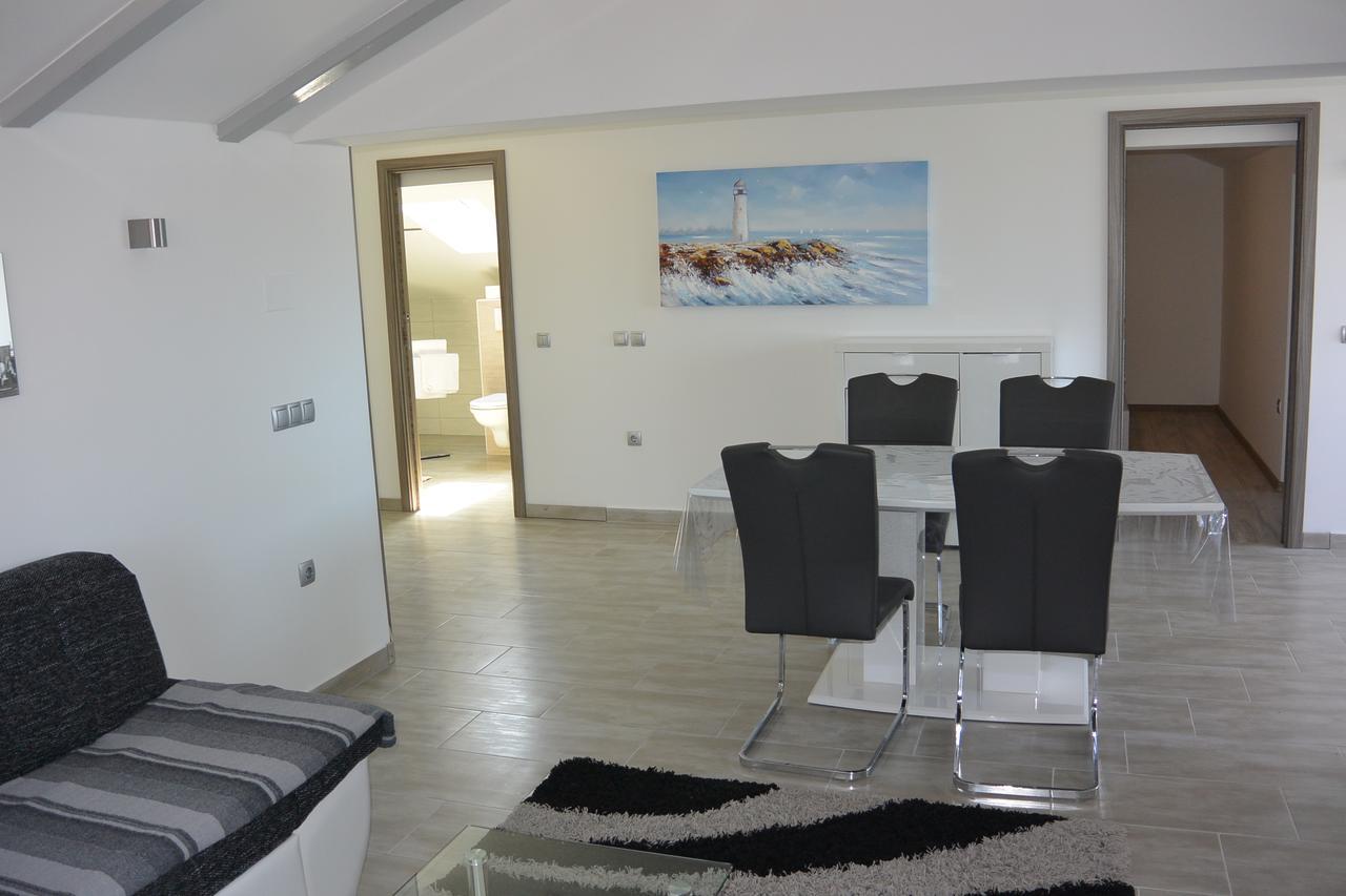Apartments Nautica Barbat na Rabu Bagian luar foto