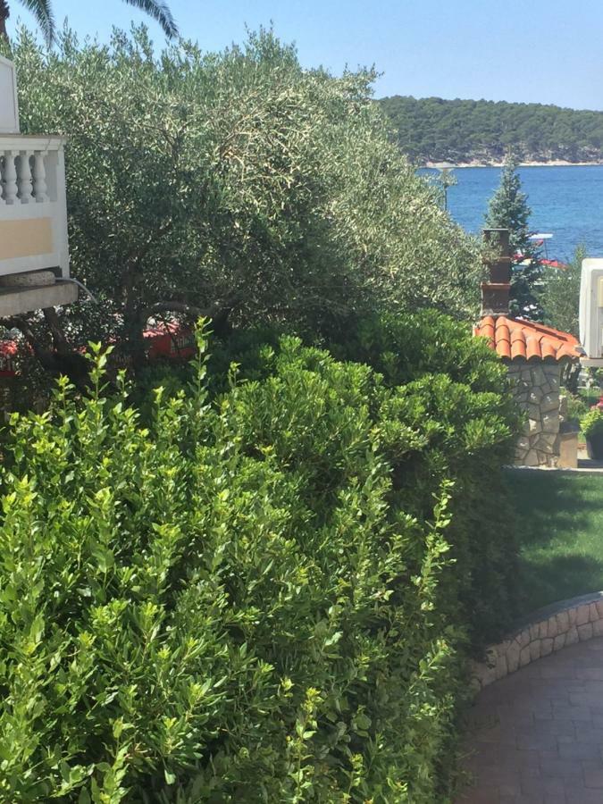 Apartments Nautica Barbat na Rabu Bagian luar foto